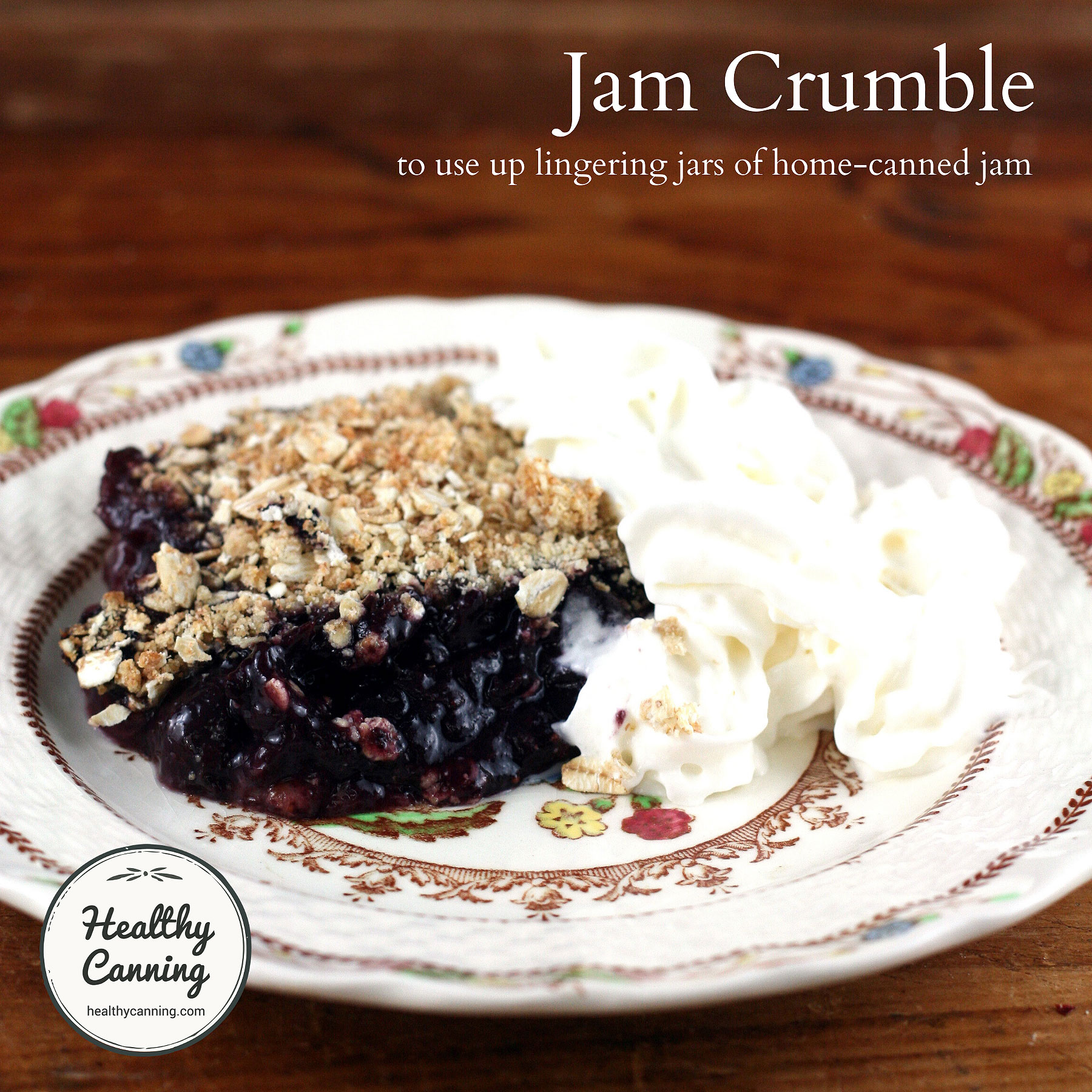 Jam crumble with whipped cream